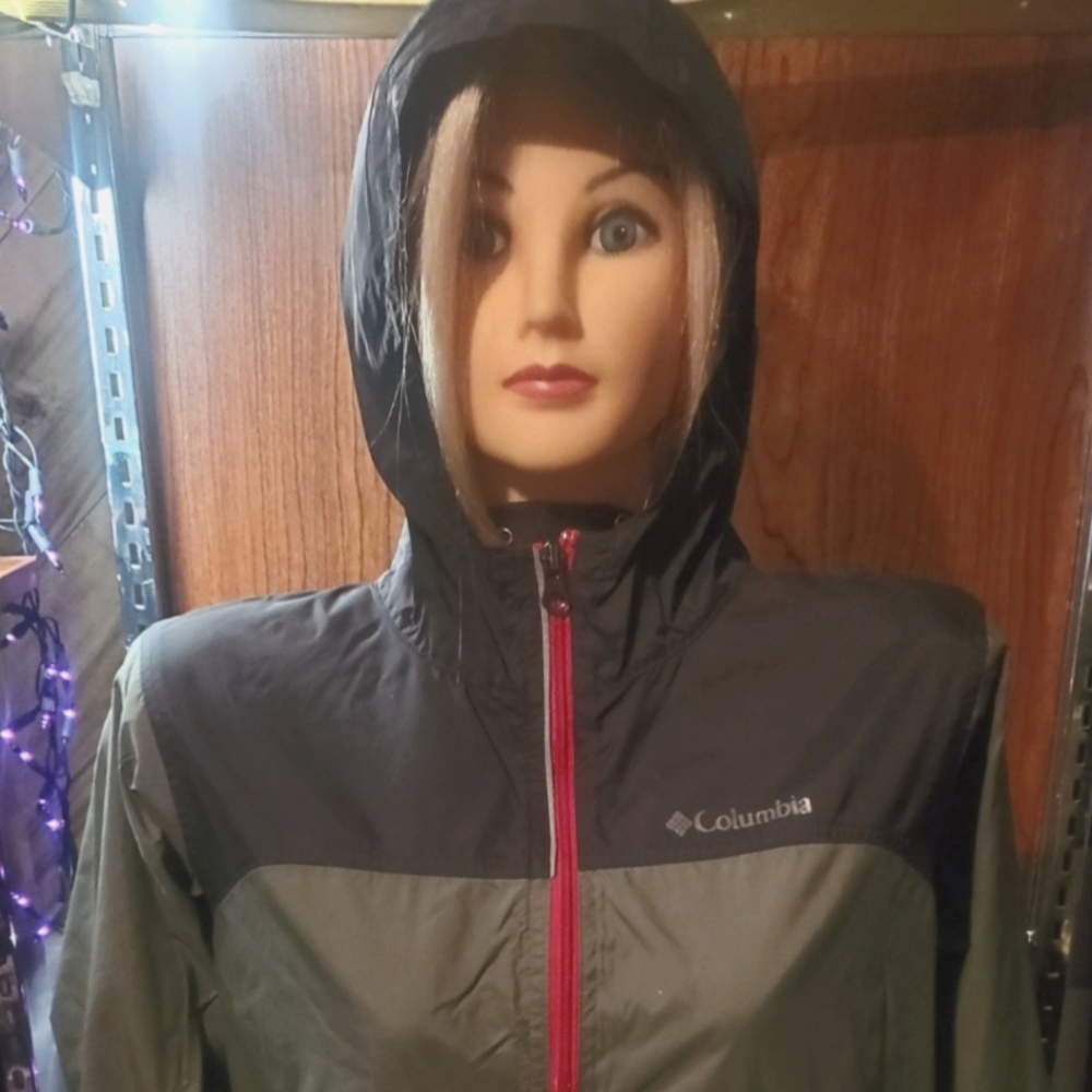 Columbia Wind Breaker